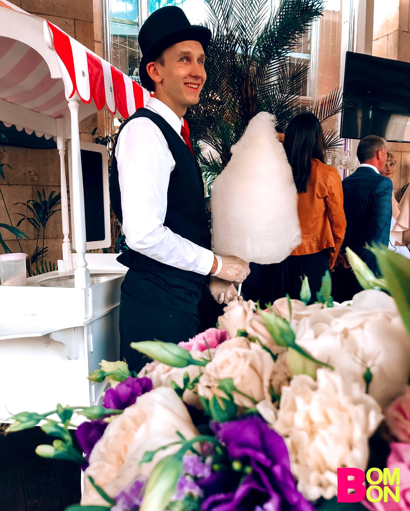 Party Landing hero gallery photo 13